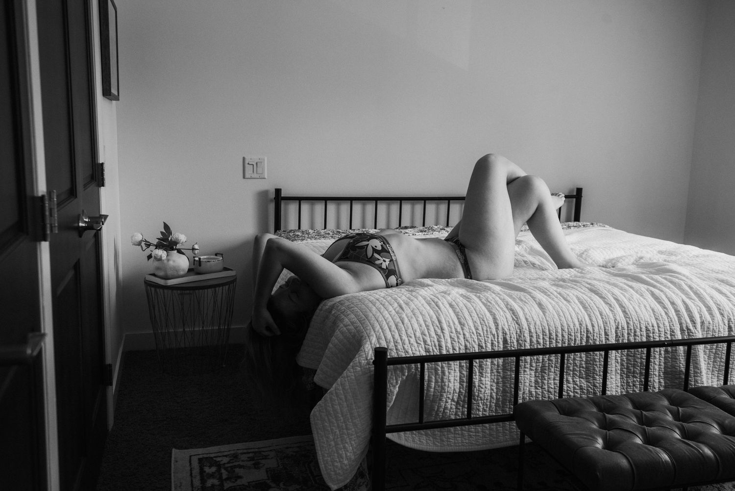 boudoir photo, MN boudoir photographer, luxury boudoir experience, ND boudoir photo