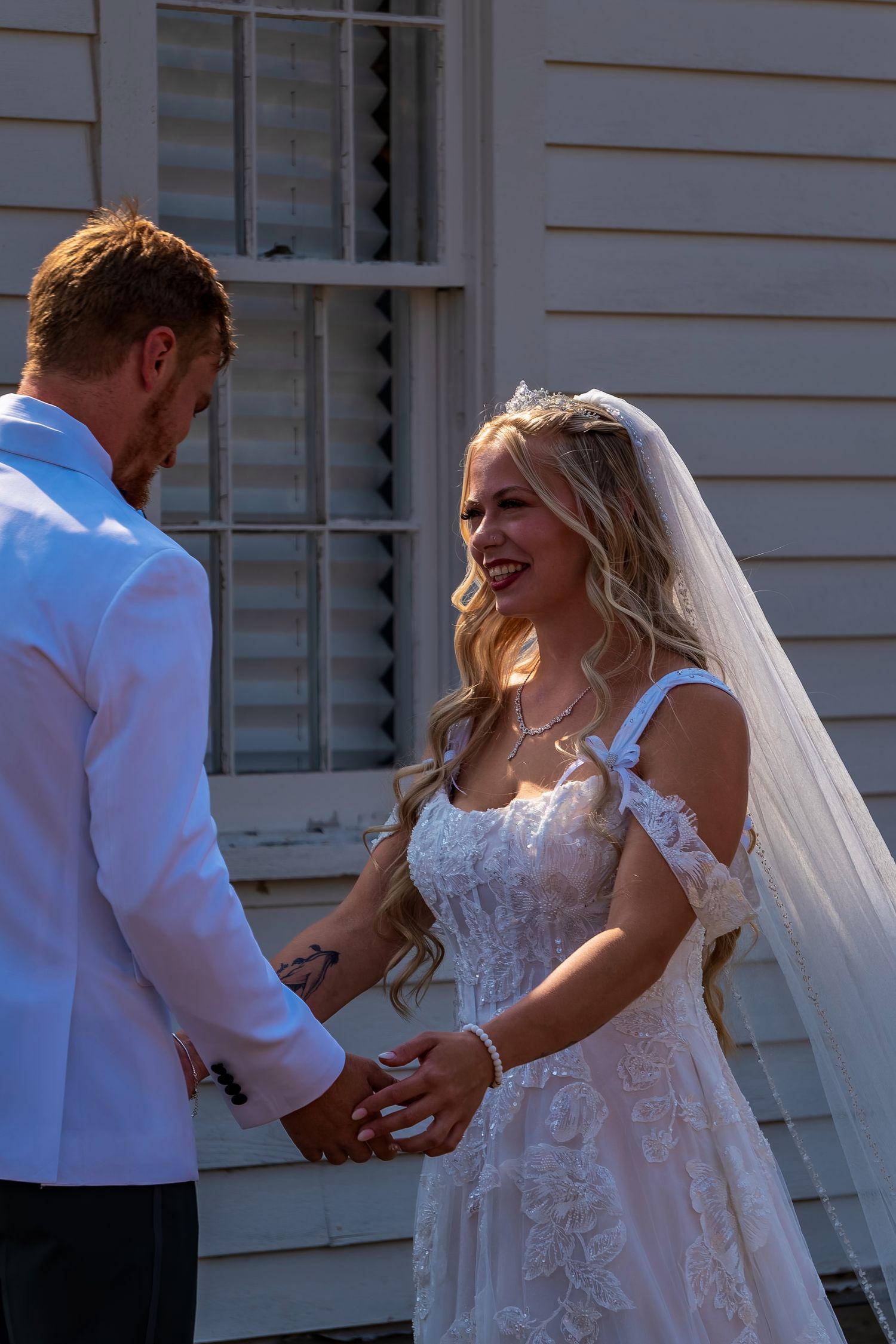 Spontaneous wedding day sequence showing natural reactions and laughter.