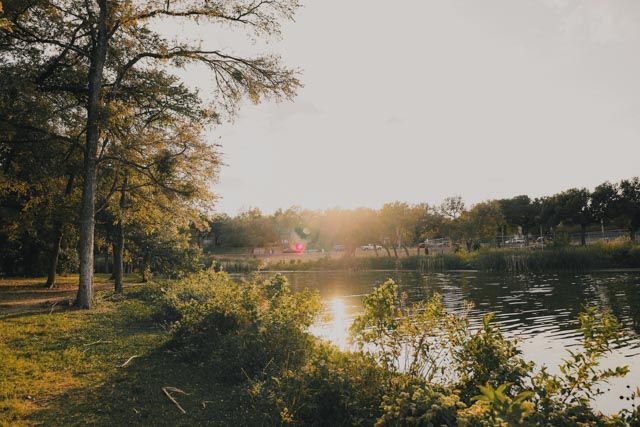 texas country landscape at a pond to fish