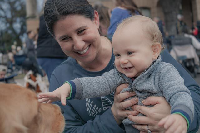 family photos with small children in Georgetown and a happy baby pictures
