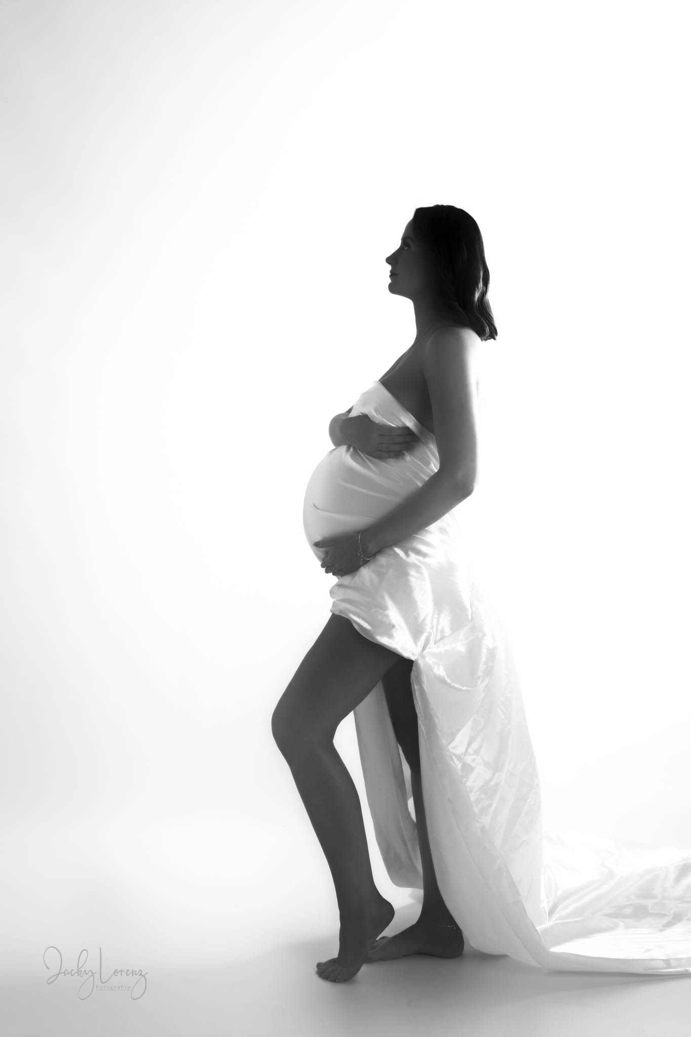 Babybauchfotografie in Andernach, Westerwald, Koblenz, Neuwied & Umgebung