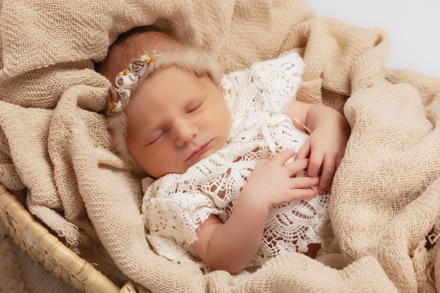 Newbornfotografie in Andernach, Westerwald, Koblenz, Neuwied & Umgebung, Neugeborenenfotografie