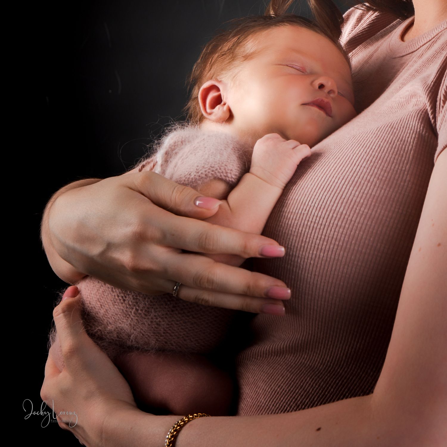 Newbornfotografie in Andernach, Westerwald, Koblenz, Neuwied & Umgebung, Neugeborenenfotografie