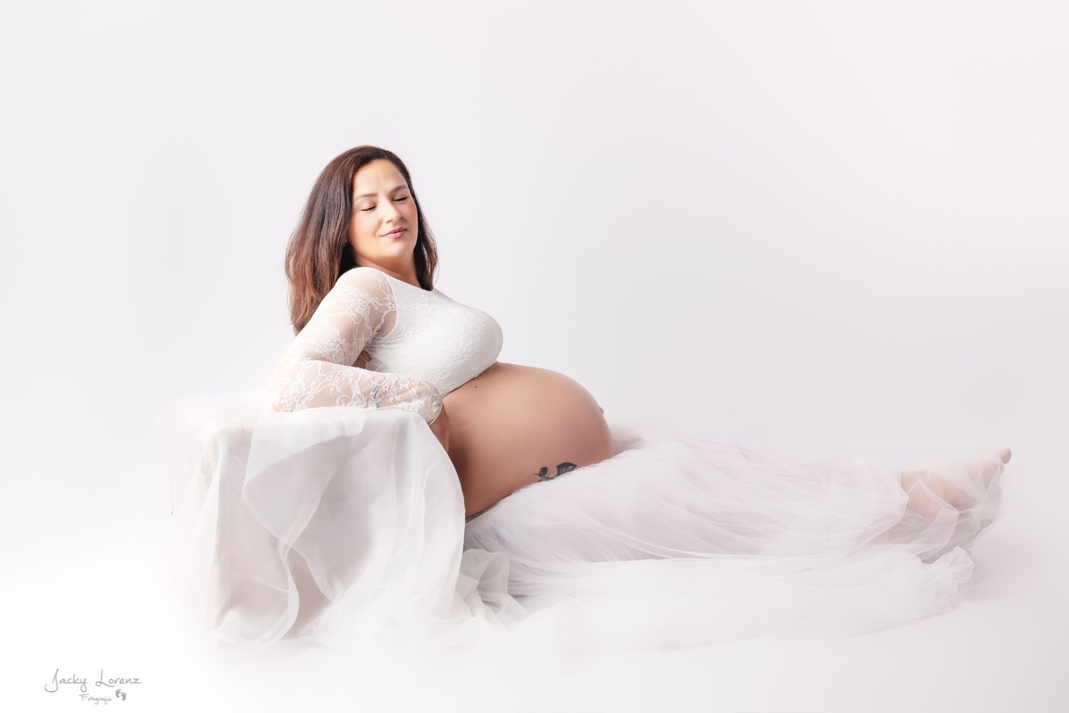 Babybauchfotografie in Andernach, Westerwald, Koblenz, Neuwied & Umgebung