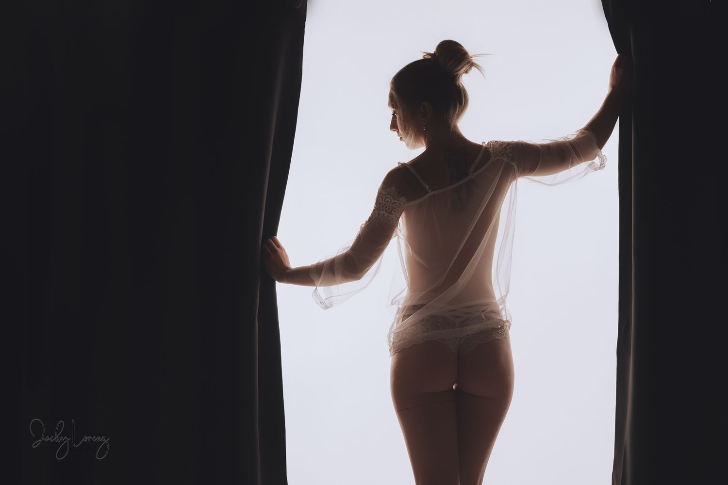 Boudoirfotografie in Andernach, Westerwald, Koblenz & Umgebung
Ein Braut-Boudoirshooting als sinnliche Erinnerung