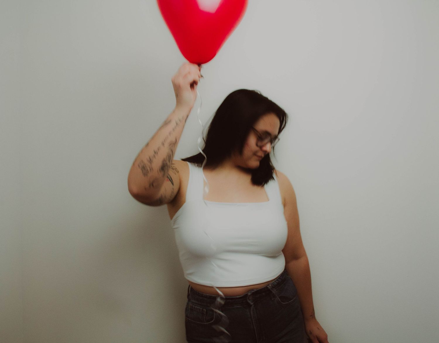 séance photo portrait à la thématique de la St-Valentin en studio à Charlesbourg, Québec