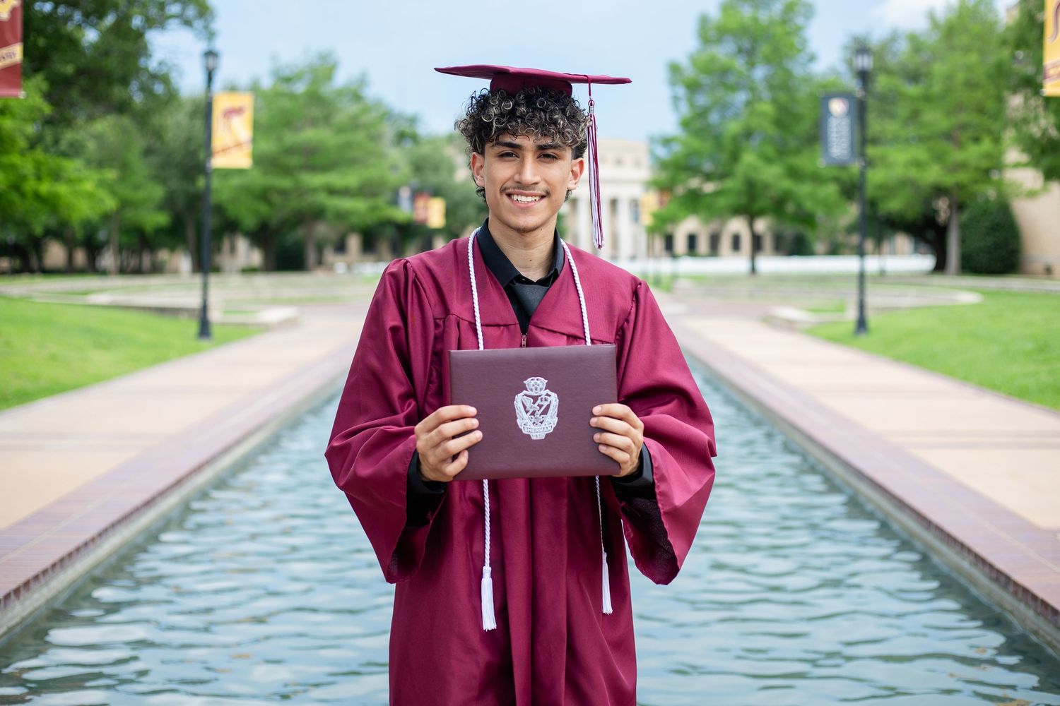 graduation-pictures-sherman-high-school-austin-college-sherman-texas-sjc-photography