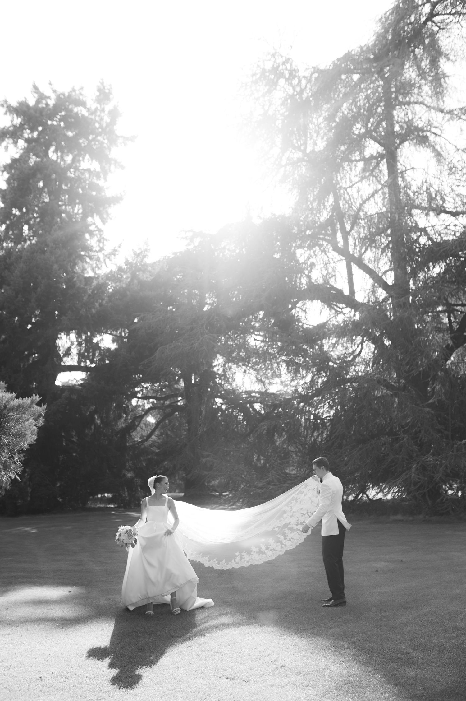 awarded best wedding photographer in Europe, destination wedding photographer Italy, Spain, France, luxury wedding photographer