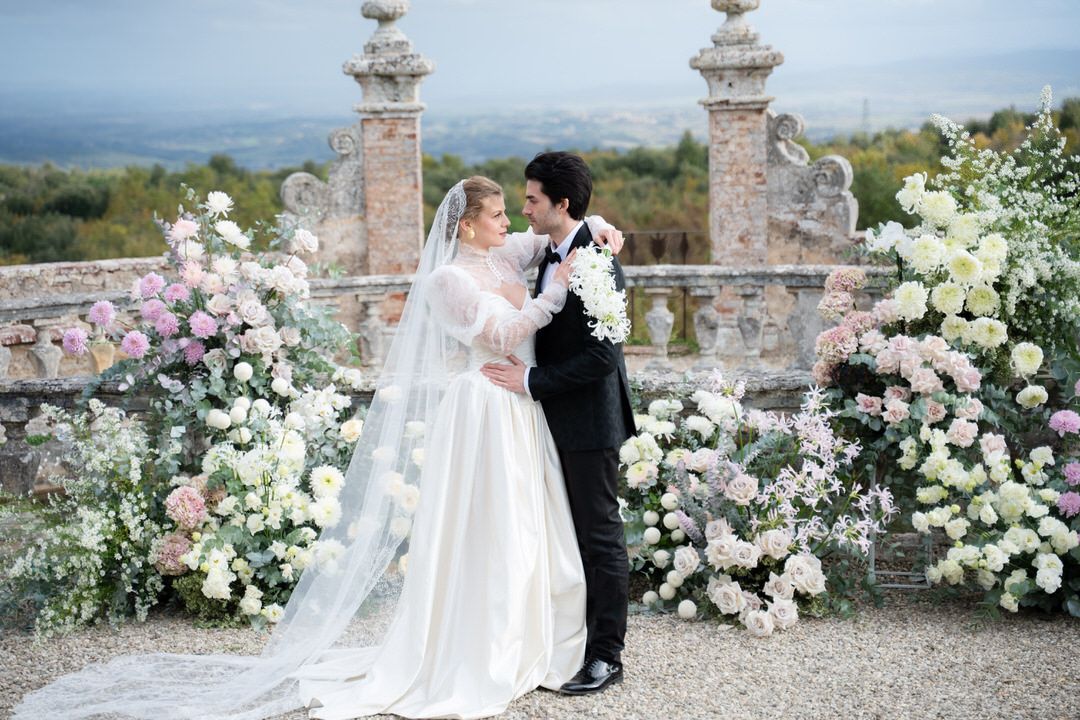 Wedding at Castello di Celsa at a destination wedding in italy. Destination wedding photographer italy