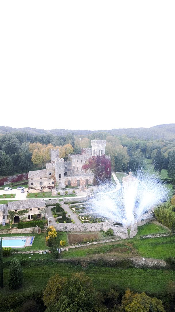 Wedding at Castello di Celsa at a destination wedding in italy. Destination wedding photographer italy