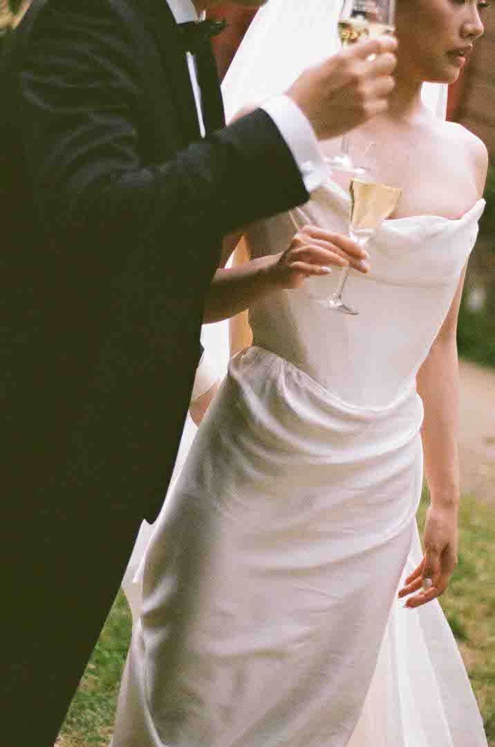 awarded best wedding photographer in Europe, destination wedding photographer Italy, Spain, France, luxury wedding photographer