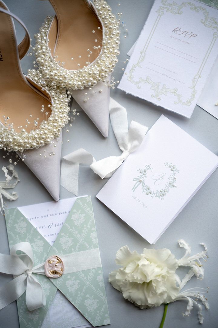 Wedding at Castello di Celsa at a destination wedding in italy. Destination wedding photographer italy