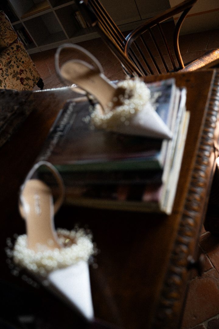 Wedding at Castello di Celsa at a destination wedding in italy. Destination wedding photographer italy