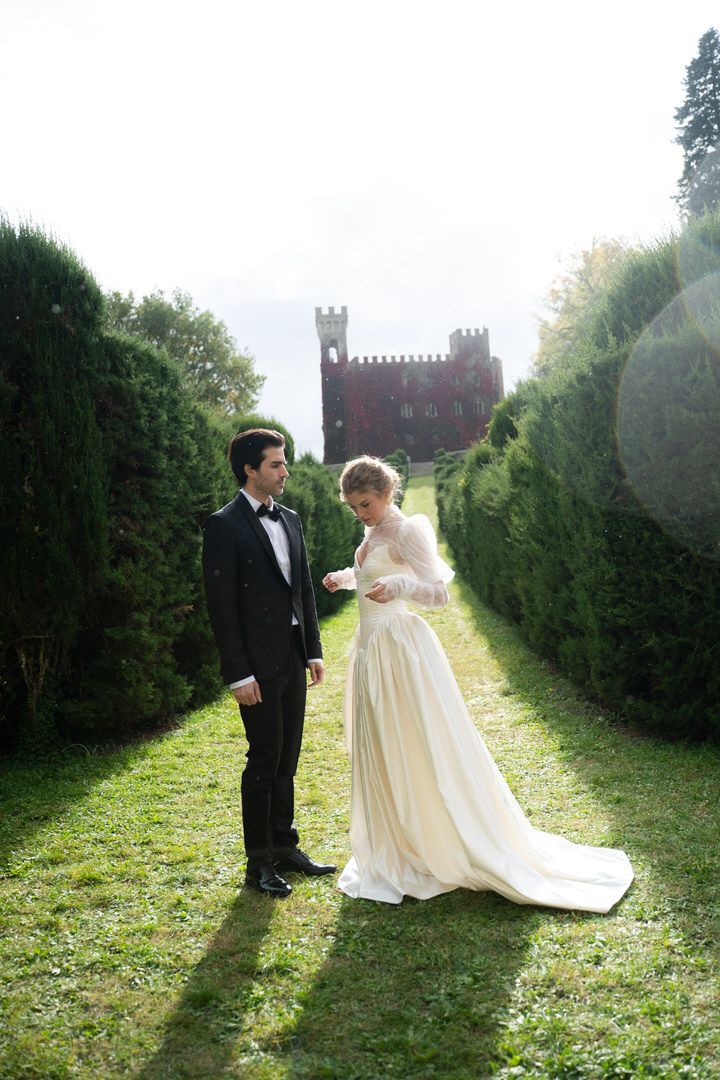 Wedding at Castello di Celsa at a destination wedding in italy. Destination wedding photographer italy