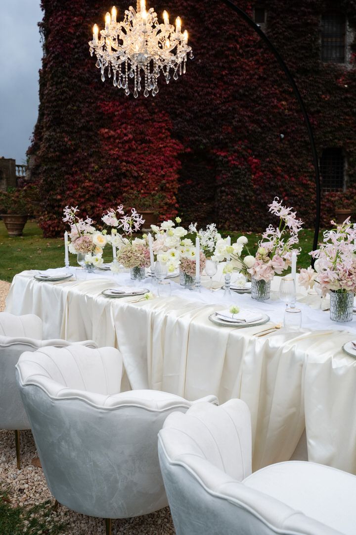Wedding at Castello di Celsa at a destination wedding in italy. Destination wedding photographer italy