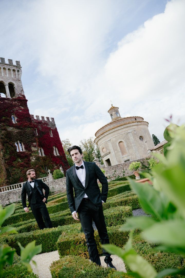 Wedding at Castello di Celsa at a destination wedding in italy. Destination wedding photographer italy