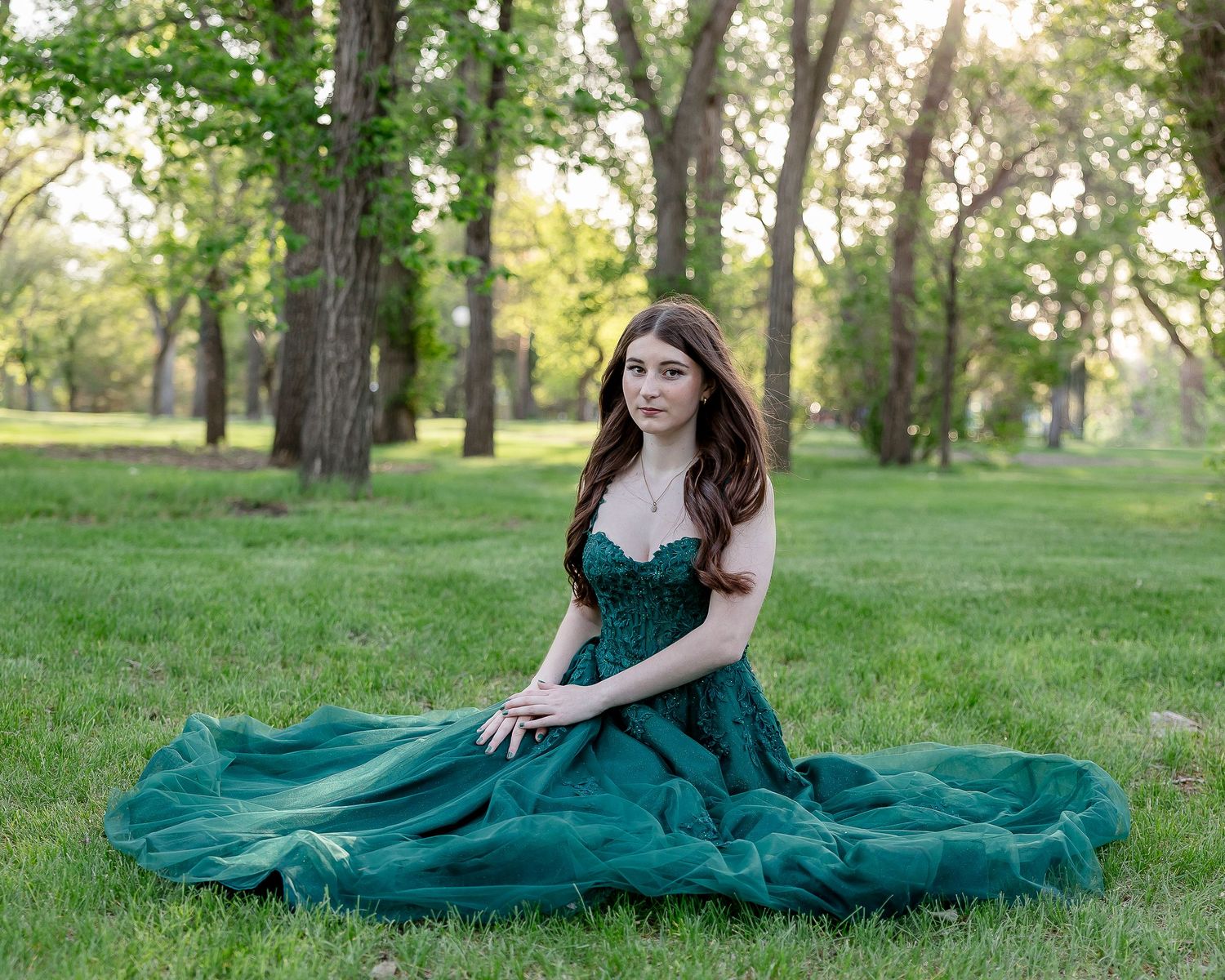 Regina Family Photographer specializing in family, maternity, graduation, couples & fall mini sessions in Regina and area.
