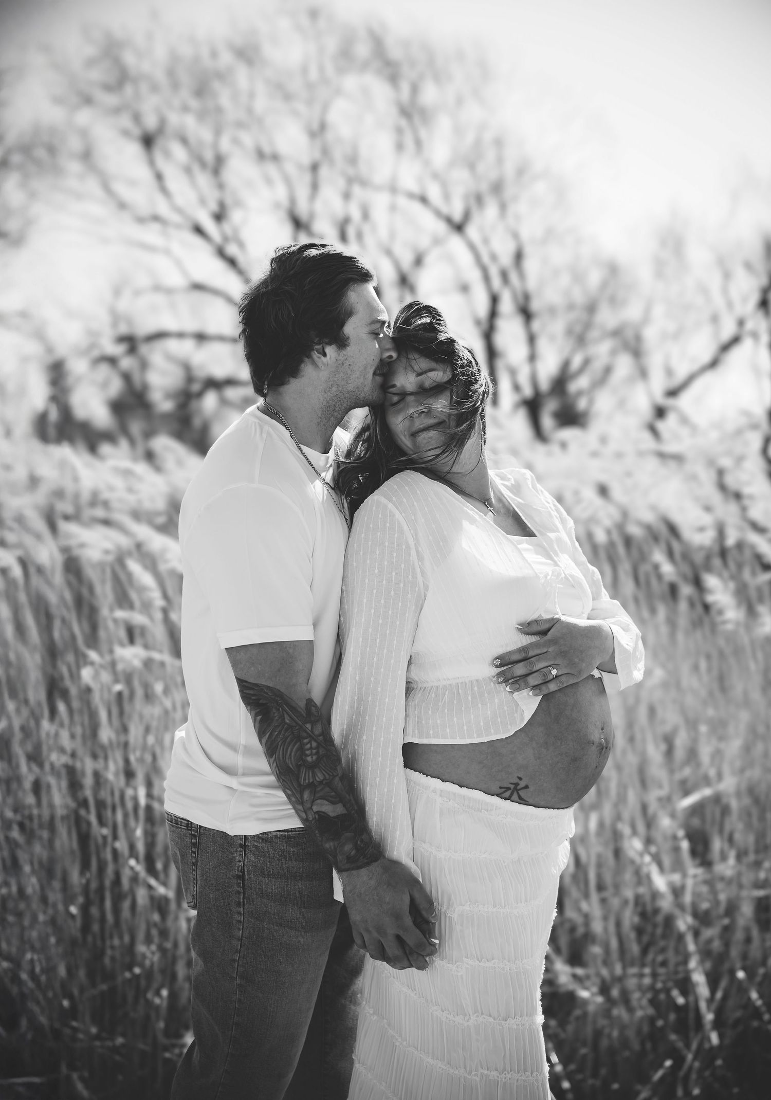 Regina Family Photographer specializing in family, maternity, graduation, couples & fall mini sessions in Regina and area.