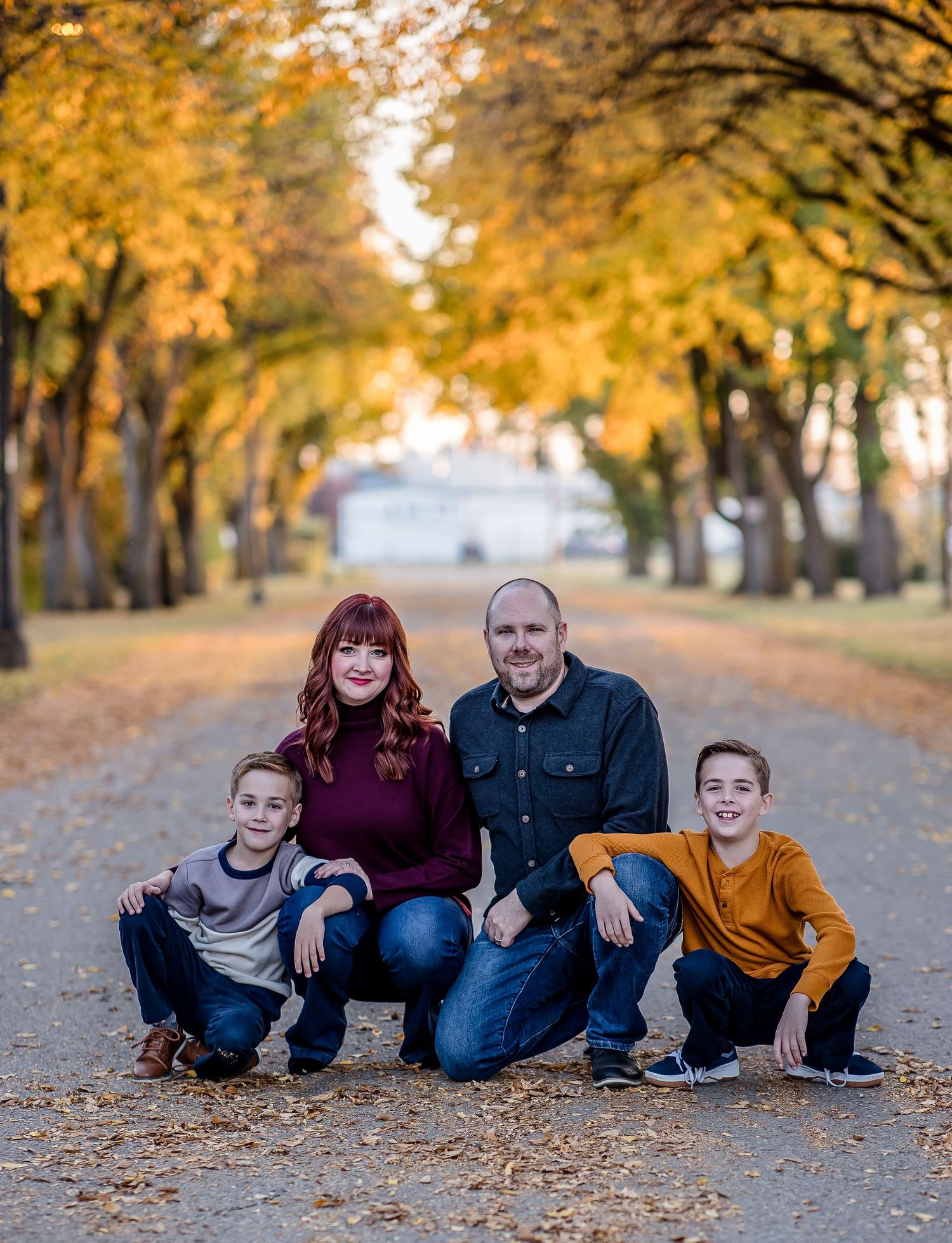 Regina Family Photographer specializing in family, maternity, graduation, couples & fall mini sessions in Regina and area.