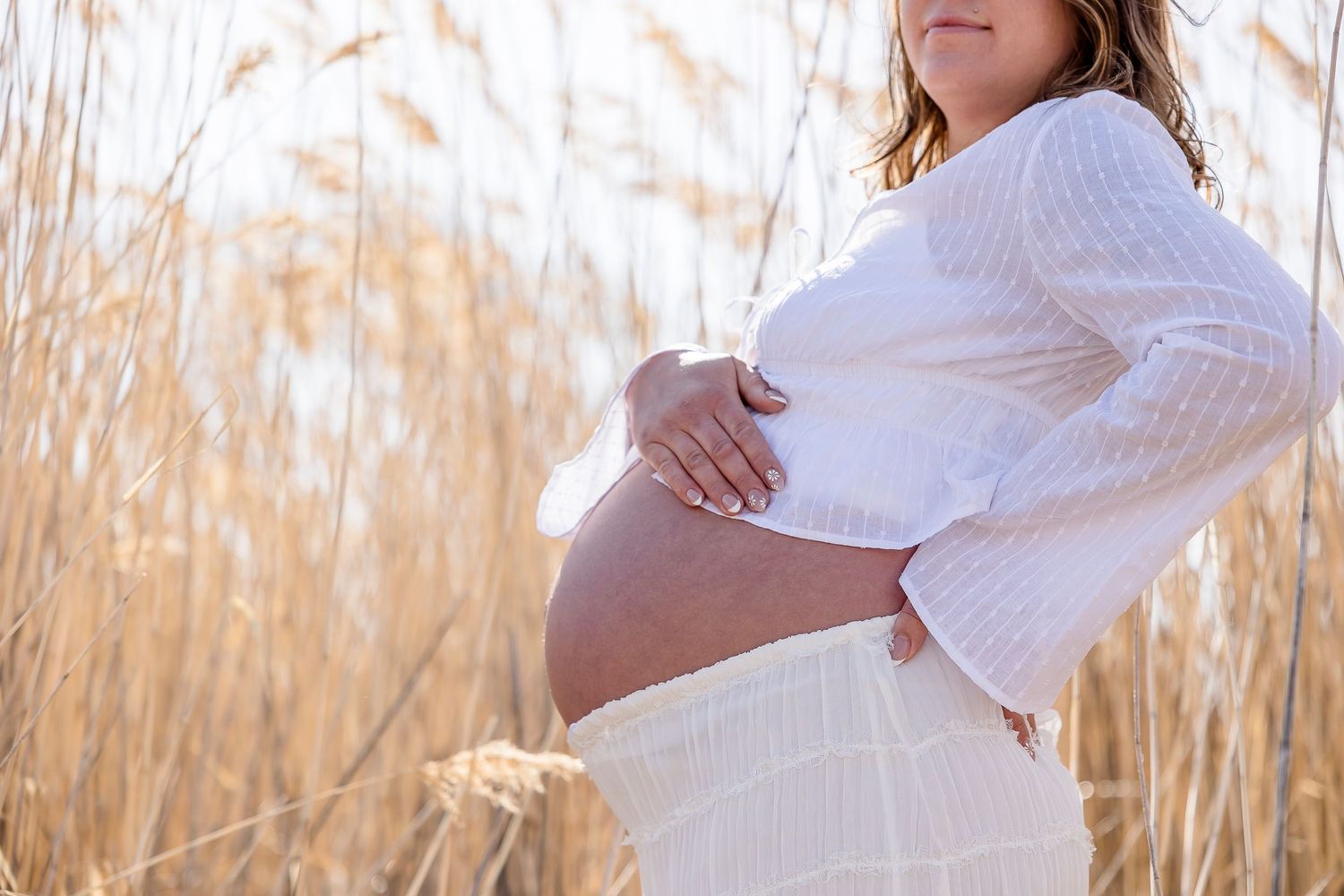 Regina Family Photographer specializing in family, maternity, graduation, couples & fall mini sessions in Regina and area.