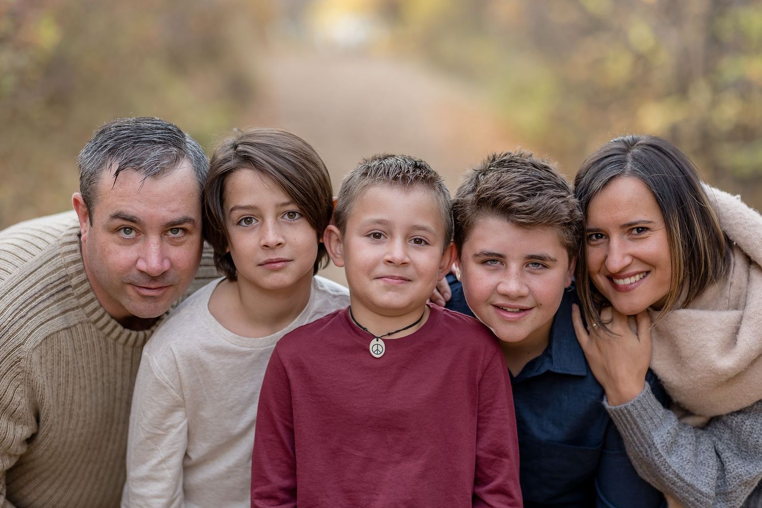 Regina Family Photographer specializing in family, maternity, graduation, couples & fall mini sessions in Regina and area.