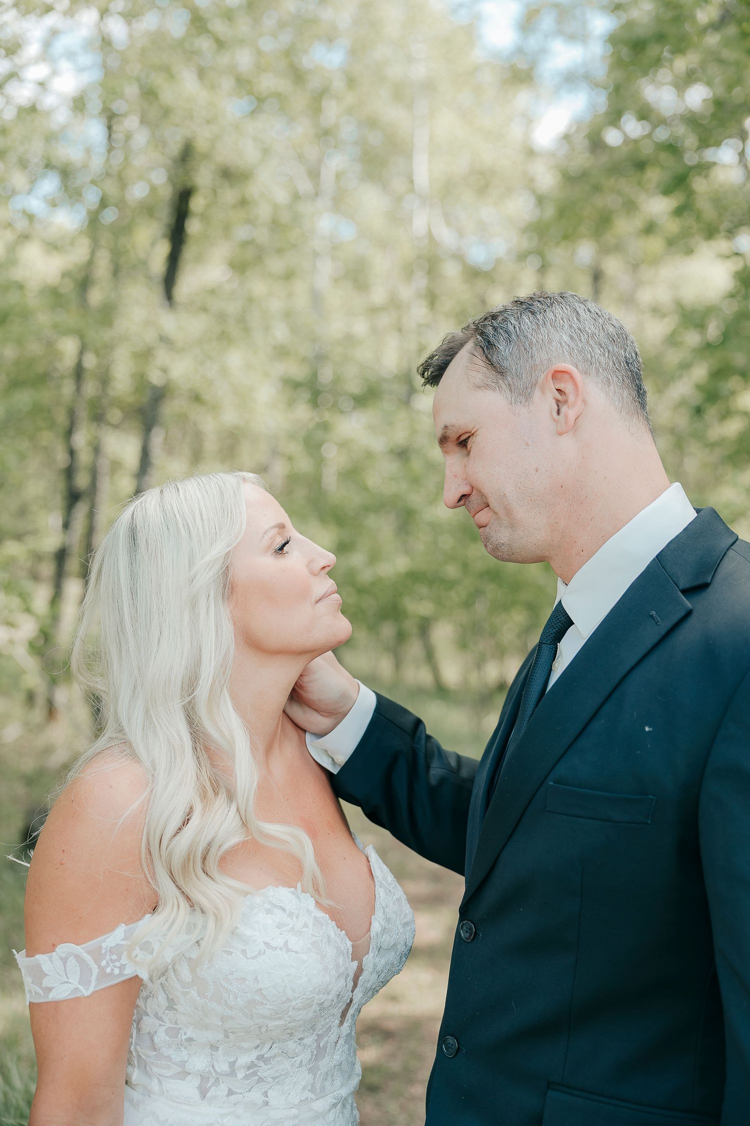 Regina Family Photographer specializing in family, maternity, graduation, couples & fall mini sessions in Regina and area.