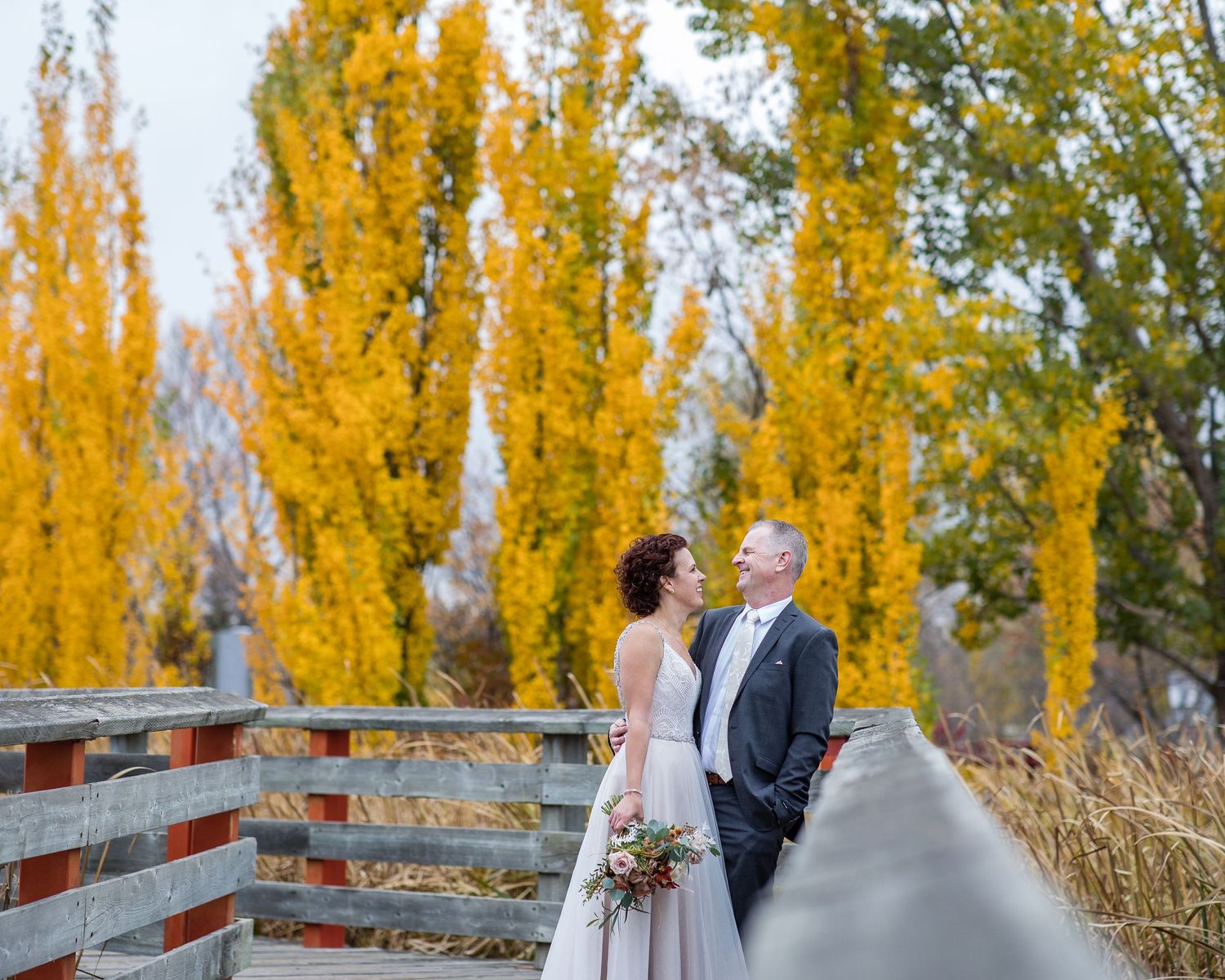 Regina Family Photographer specializing in family, maternity, graduation, couples & fall mini sessions in Regina and area.