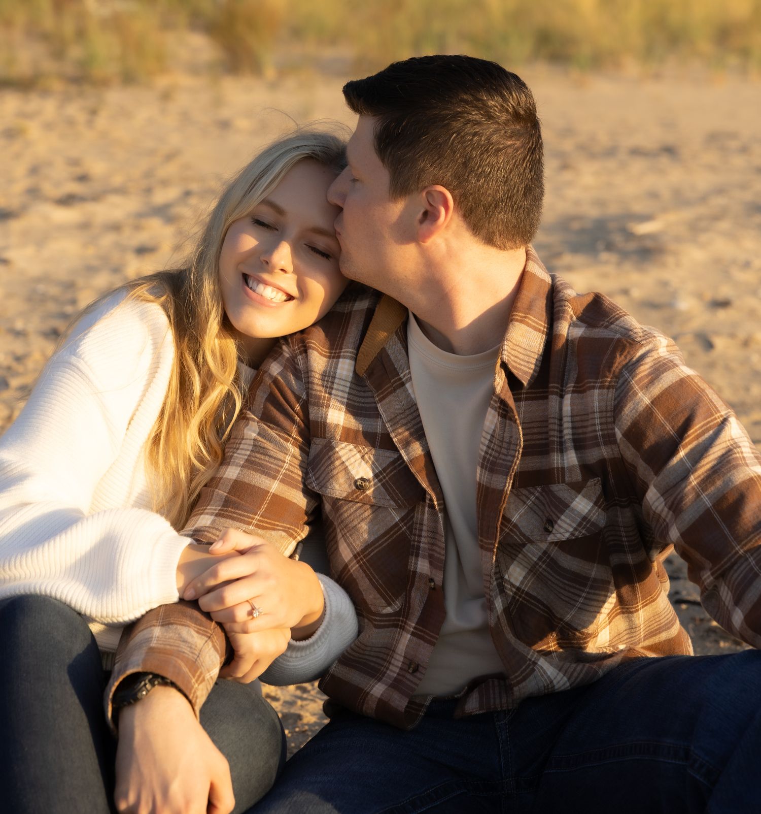 couple 
photography
beach
michigan