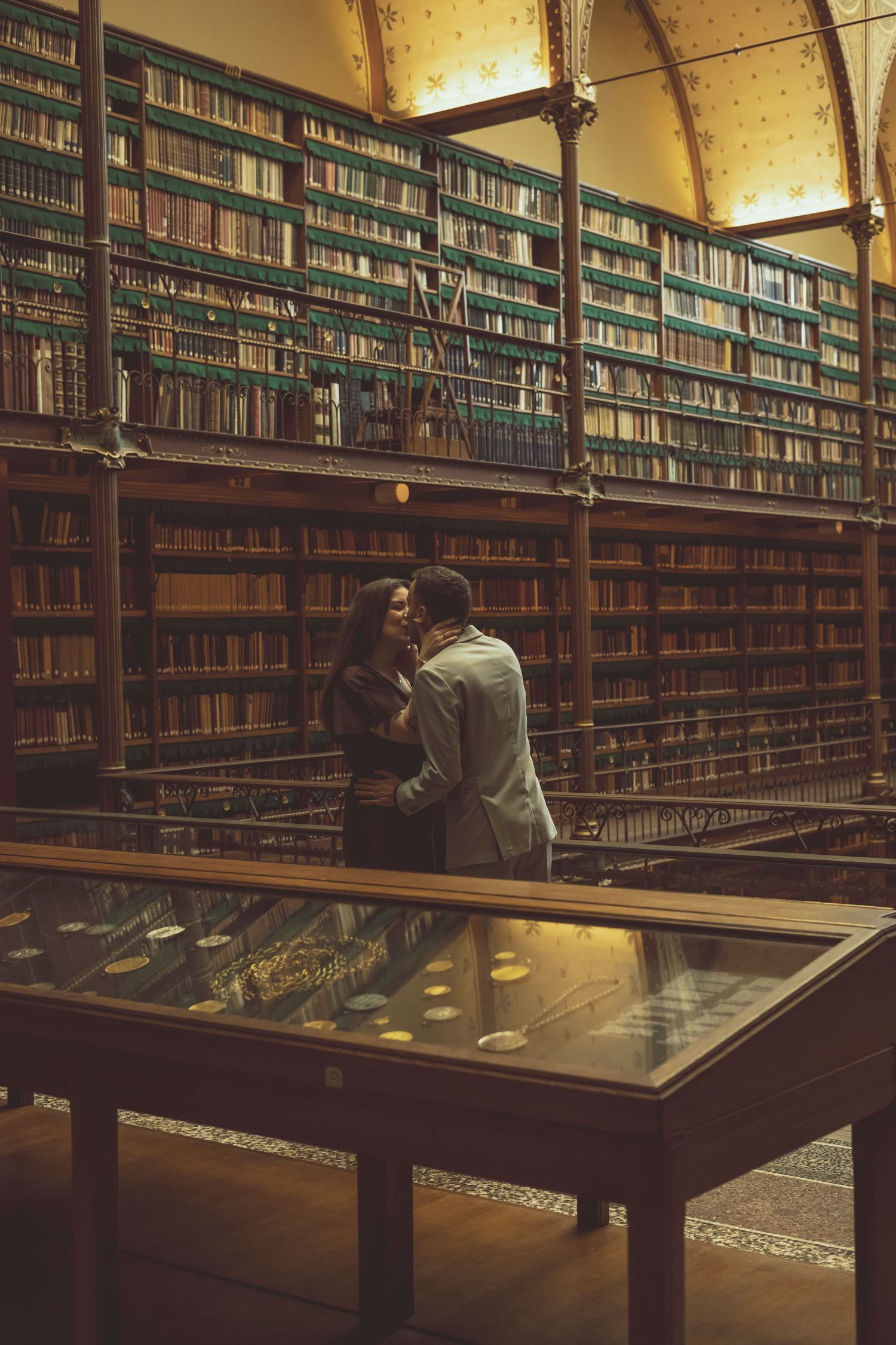 Intimate couple portrait with natural emotions and soft light Rijksmuseum