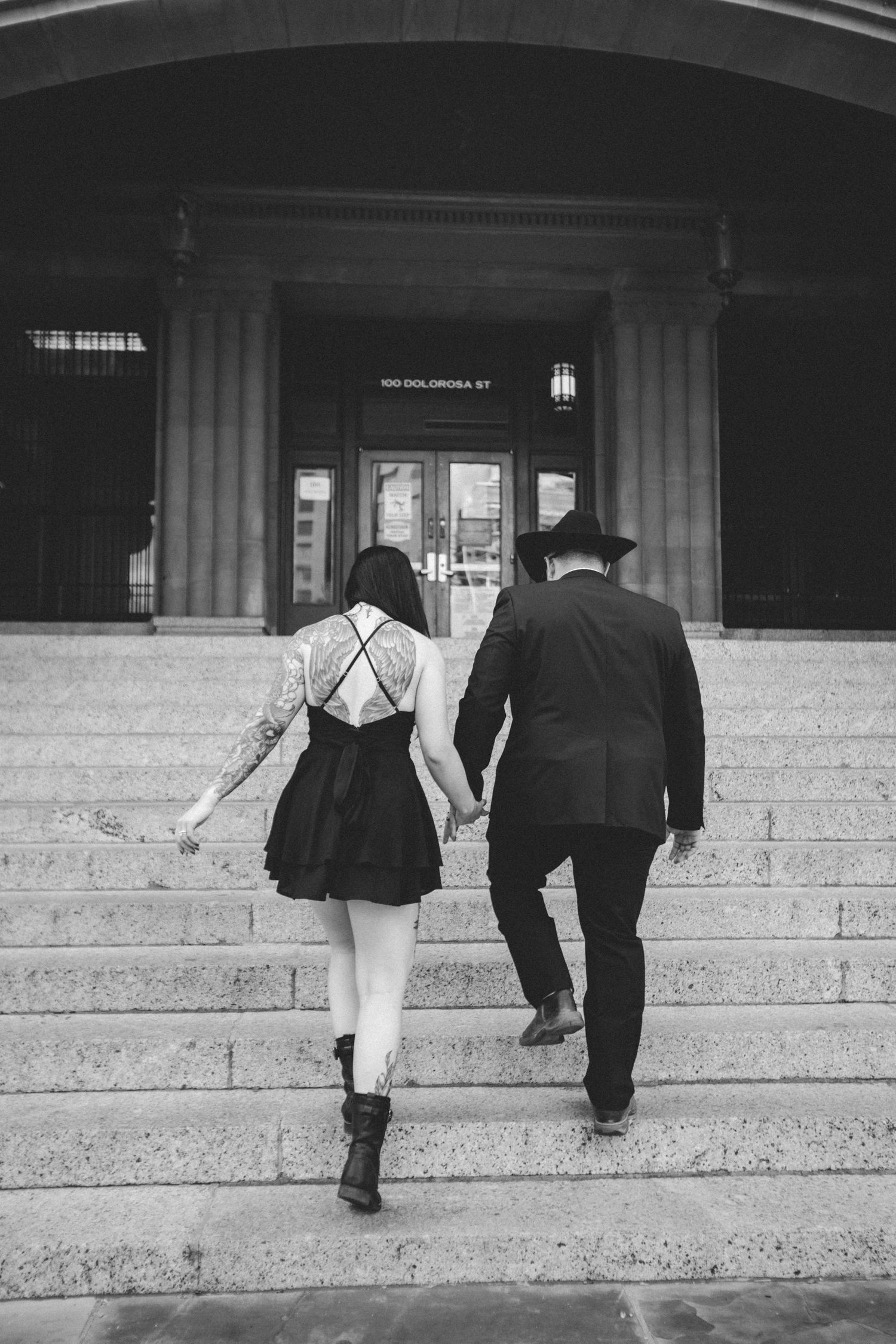 Courthouse elopement photography in San Antonio, Texas
