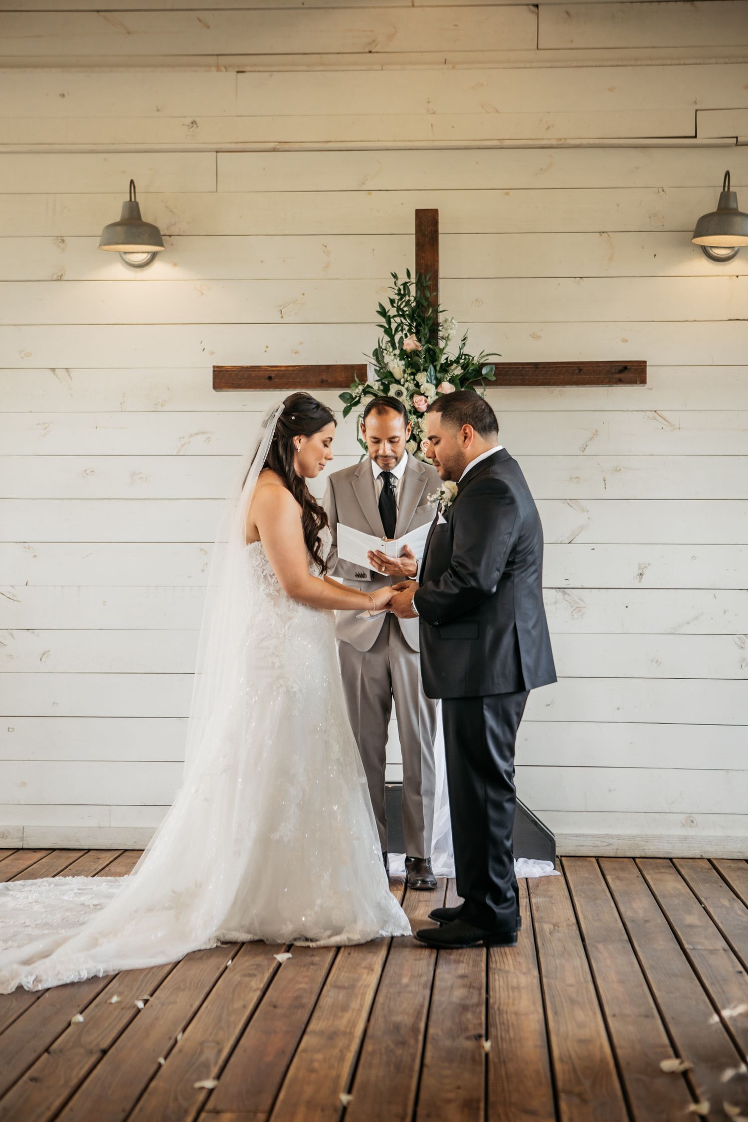 wedding photographer San Antonio, wedding photography Texas, wedding ceremony photos