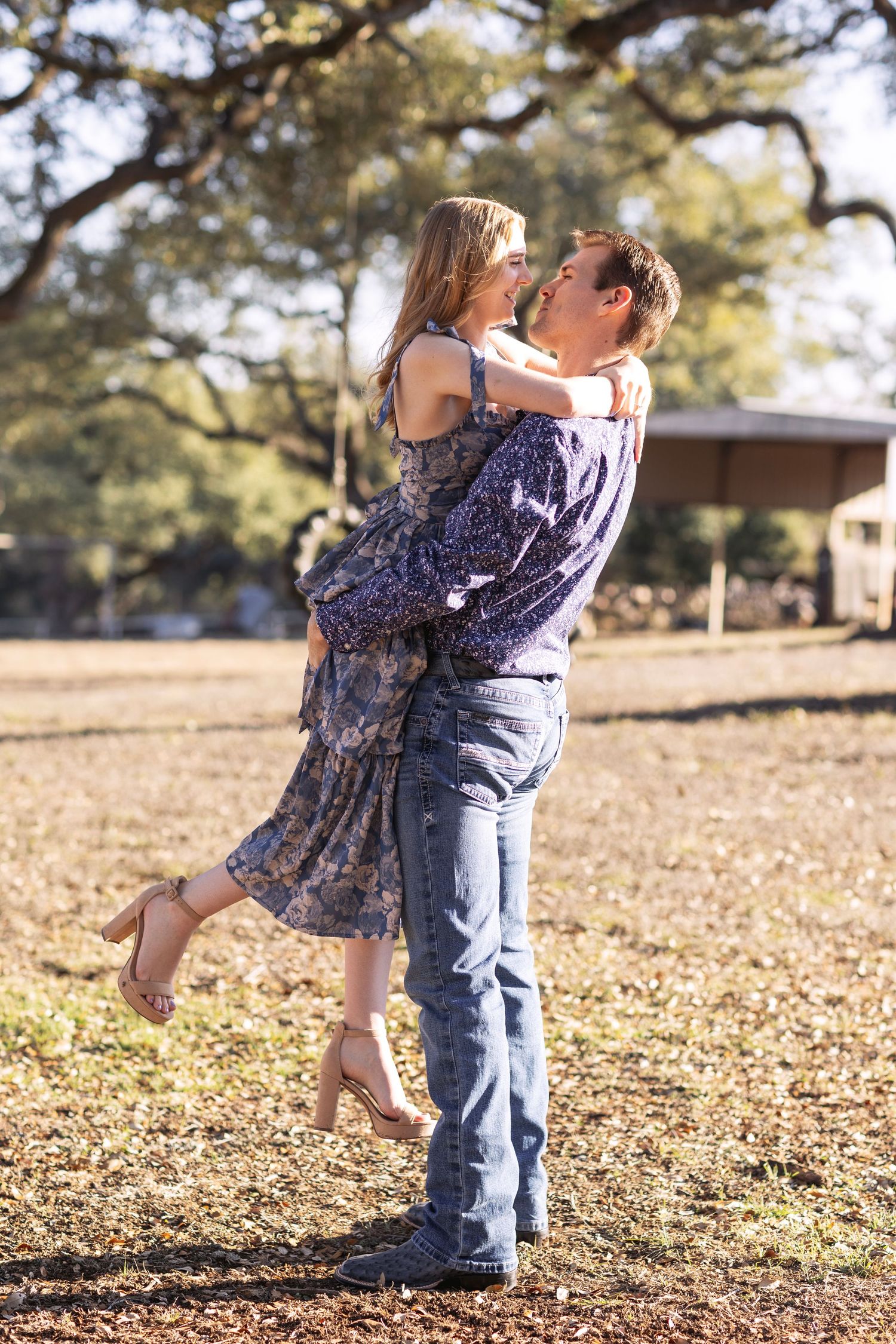 engagement photographer San Antonio, couple photoshoot Texas