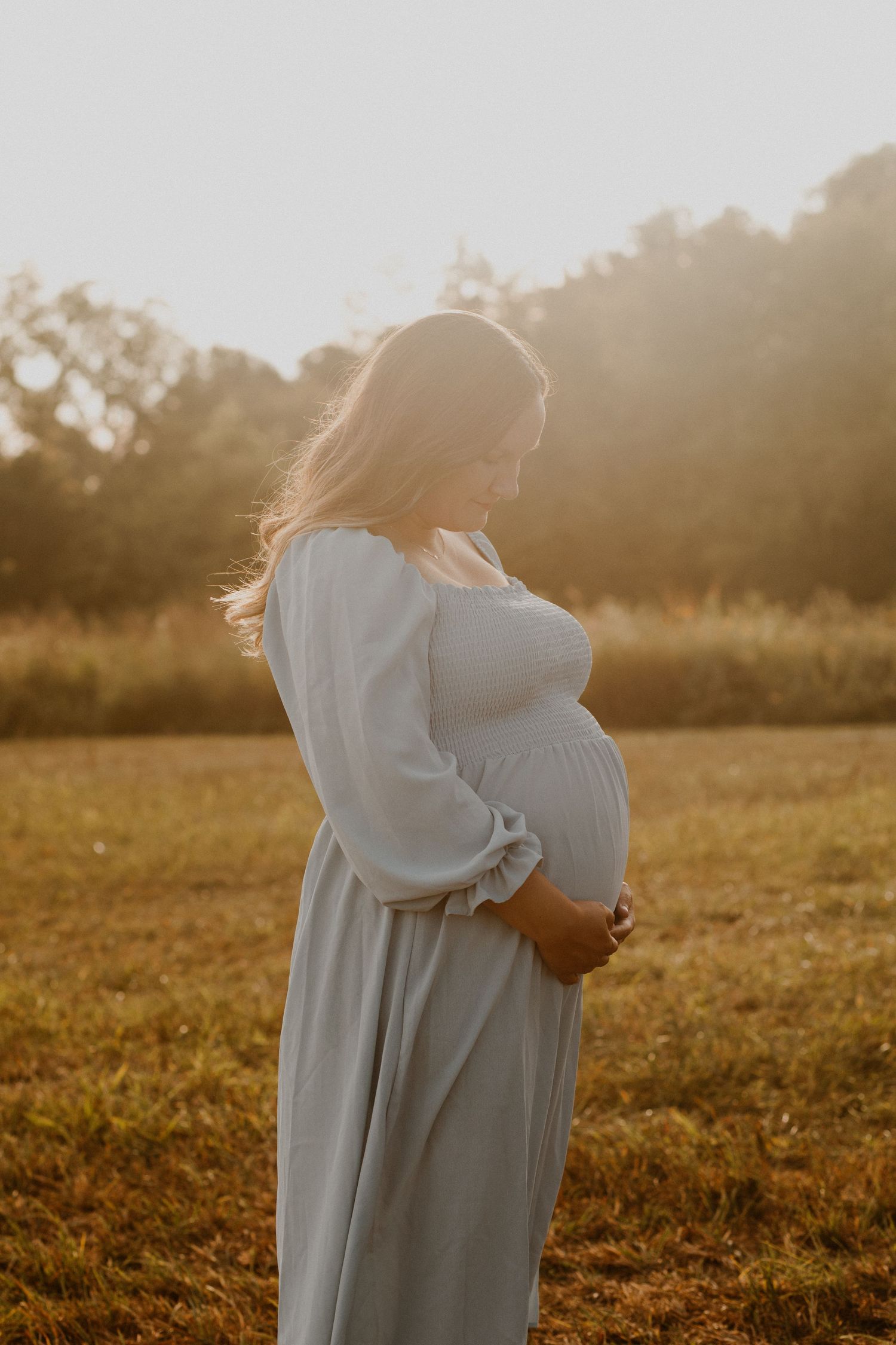 Golden hour maternity photo, shelbyville kentucky