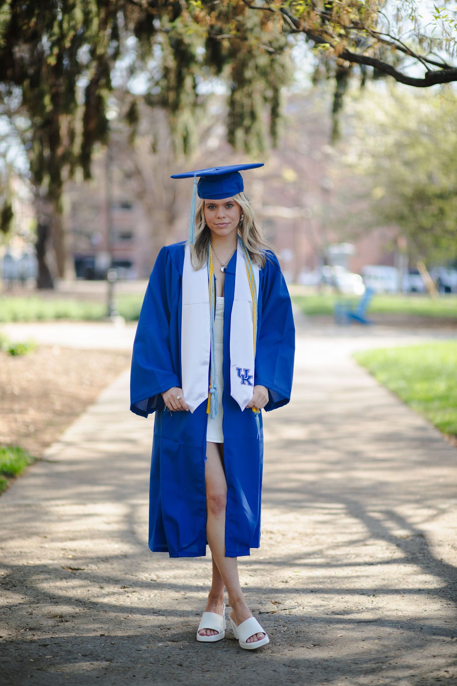 graduate, Richmond photographer, rachel gorth, armory photography, university of kentucky