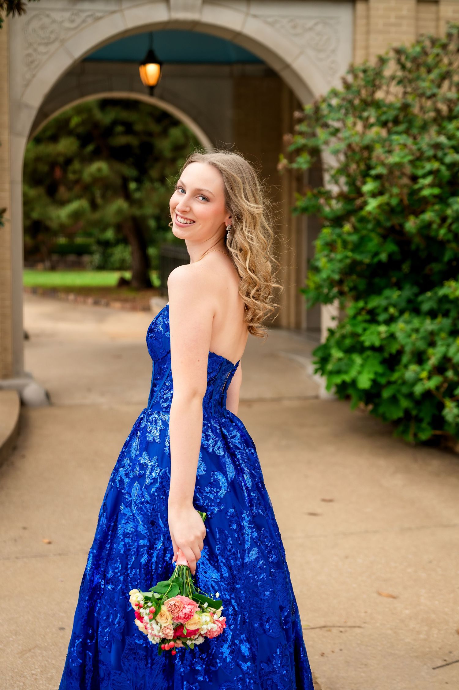 Tulsa senior prom at Woodward Park