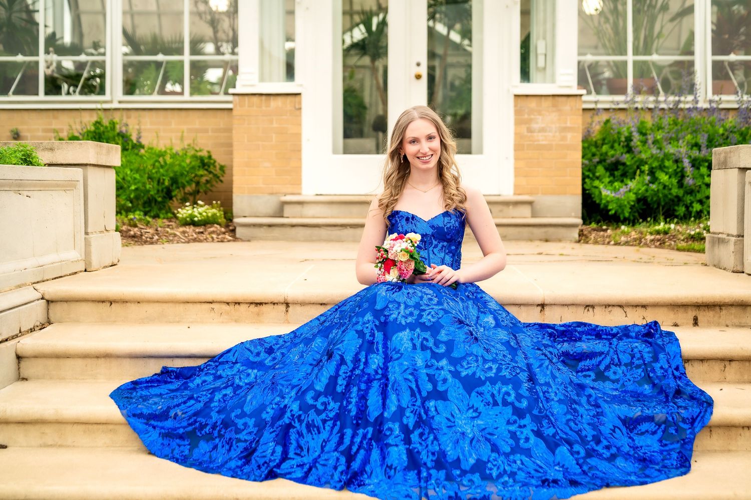 Tulsa senior prom at Woodward Park