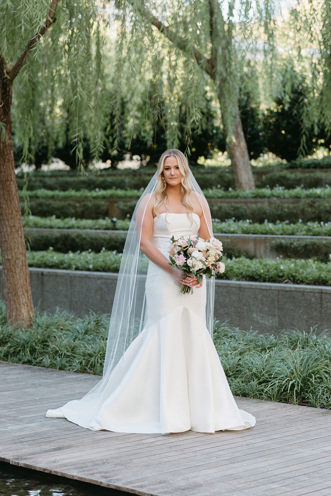 Editorial and luxury bridal portraits at the Nasher Sculpture Center.