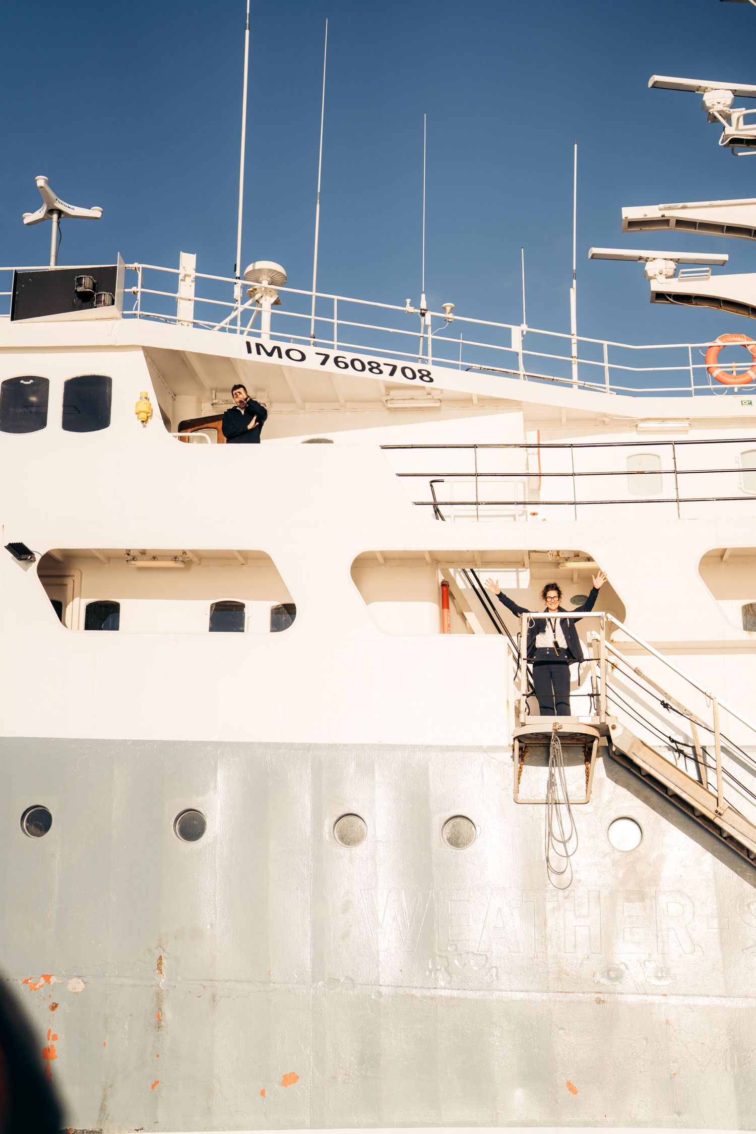 ferry verss la corse avec équipage à bord