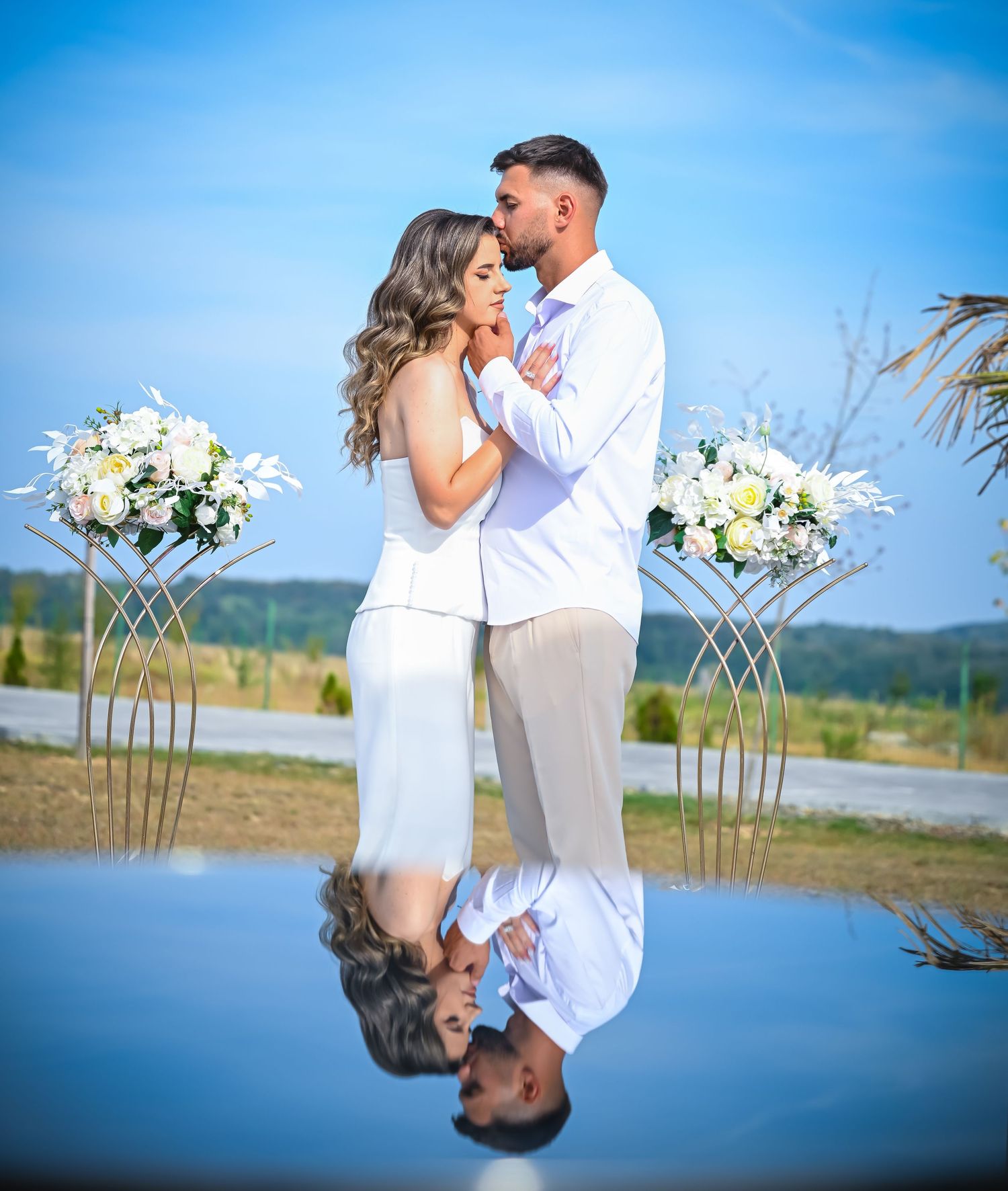 Daniel Balasa fotograf profesionist, specializat în nunți, portrete și evenimente, capturând amintiri autentice și pline de emoție. Valcea