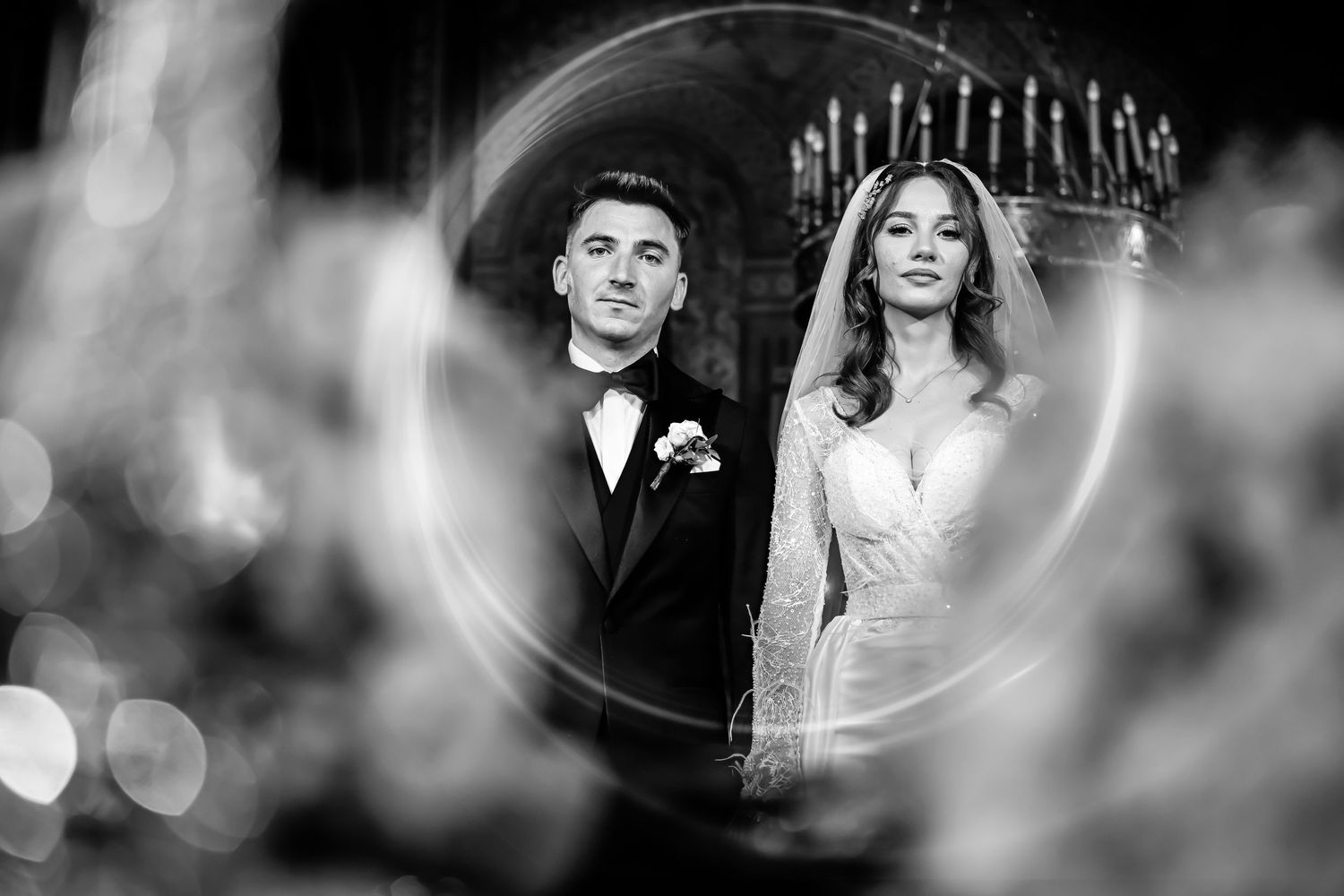 Daniel Balasa fotograf profesionist, specializat în nunți, portrete și evenimente, capturând amintiri autentice și pline de emoție. Valcea