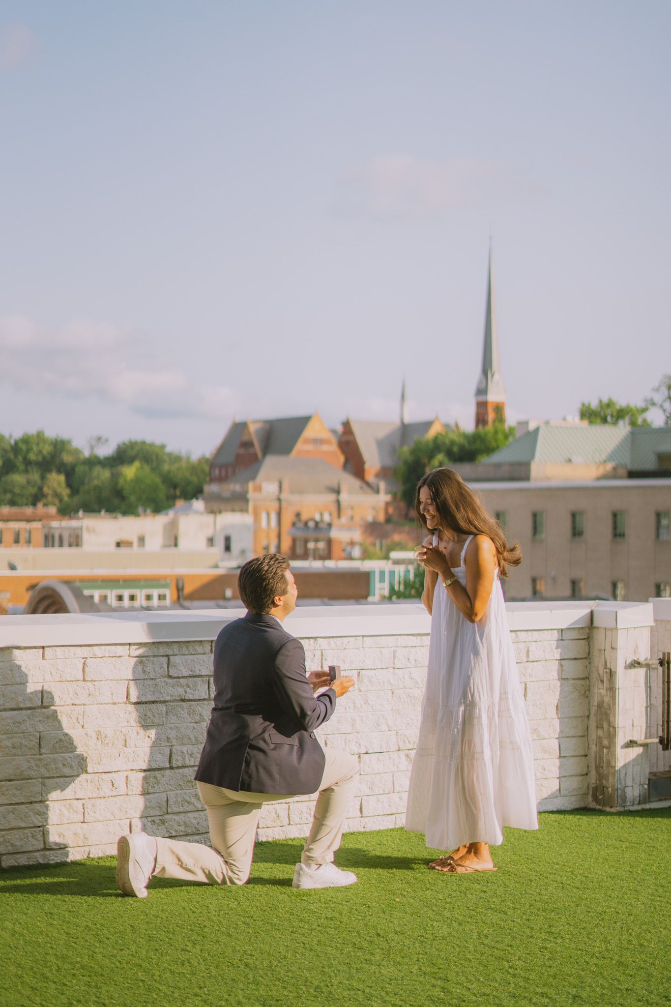 engagement photos lynchburg Virginia city view venues