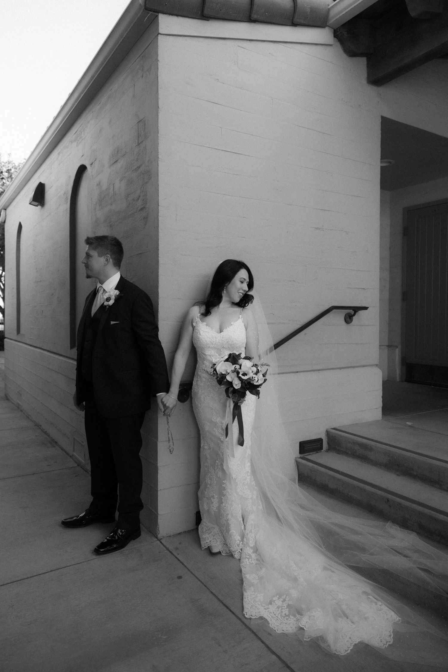 Black and white photo sequence shows a couple in wedding attire walking down a hallway, creating a cinematic effect.