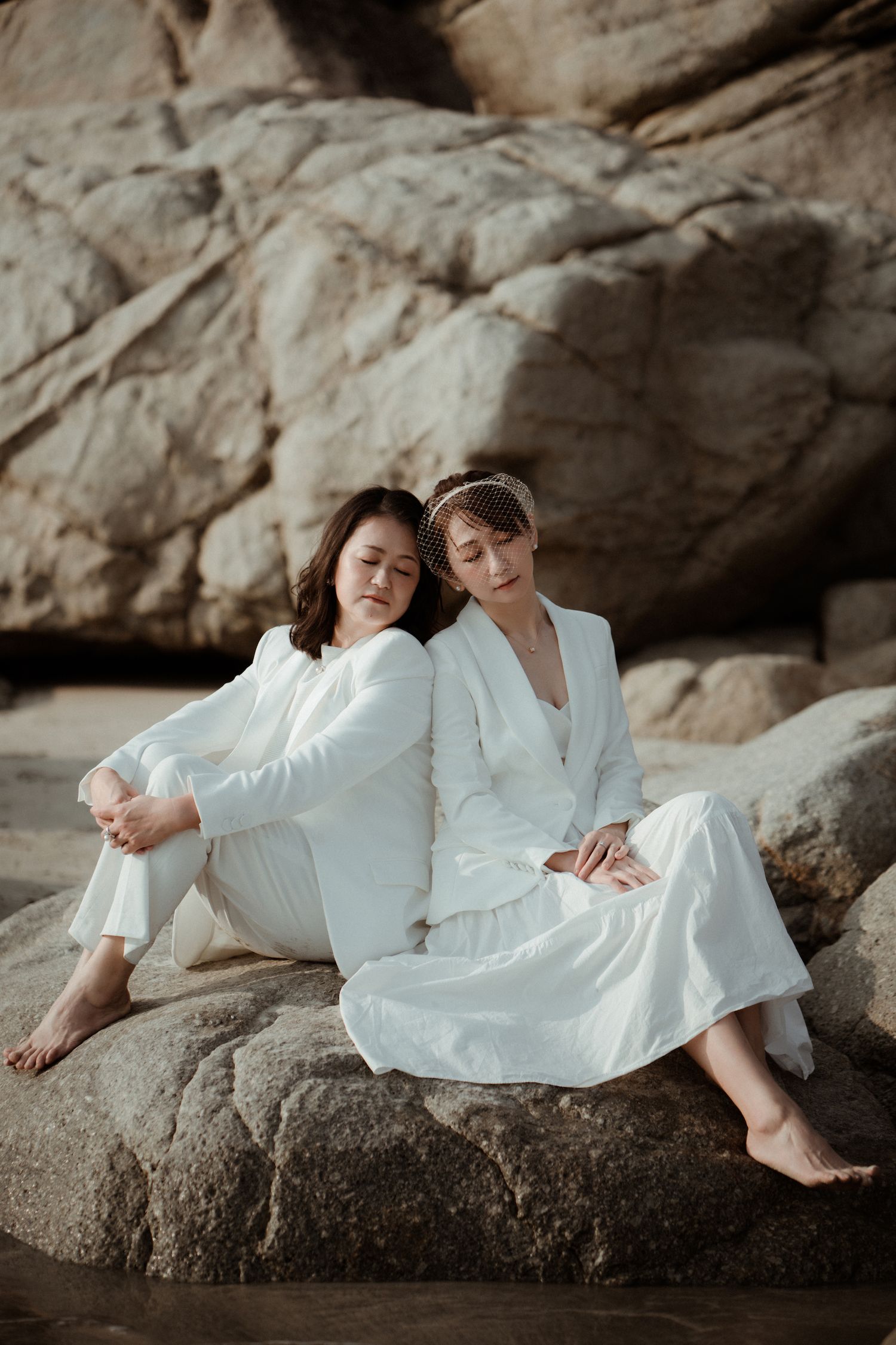 Portrait photography
feminine photography
woman photography
girl power
mother and daughter