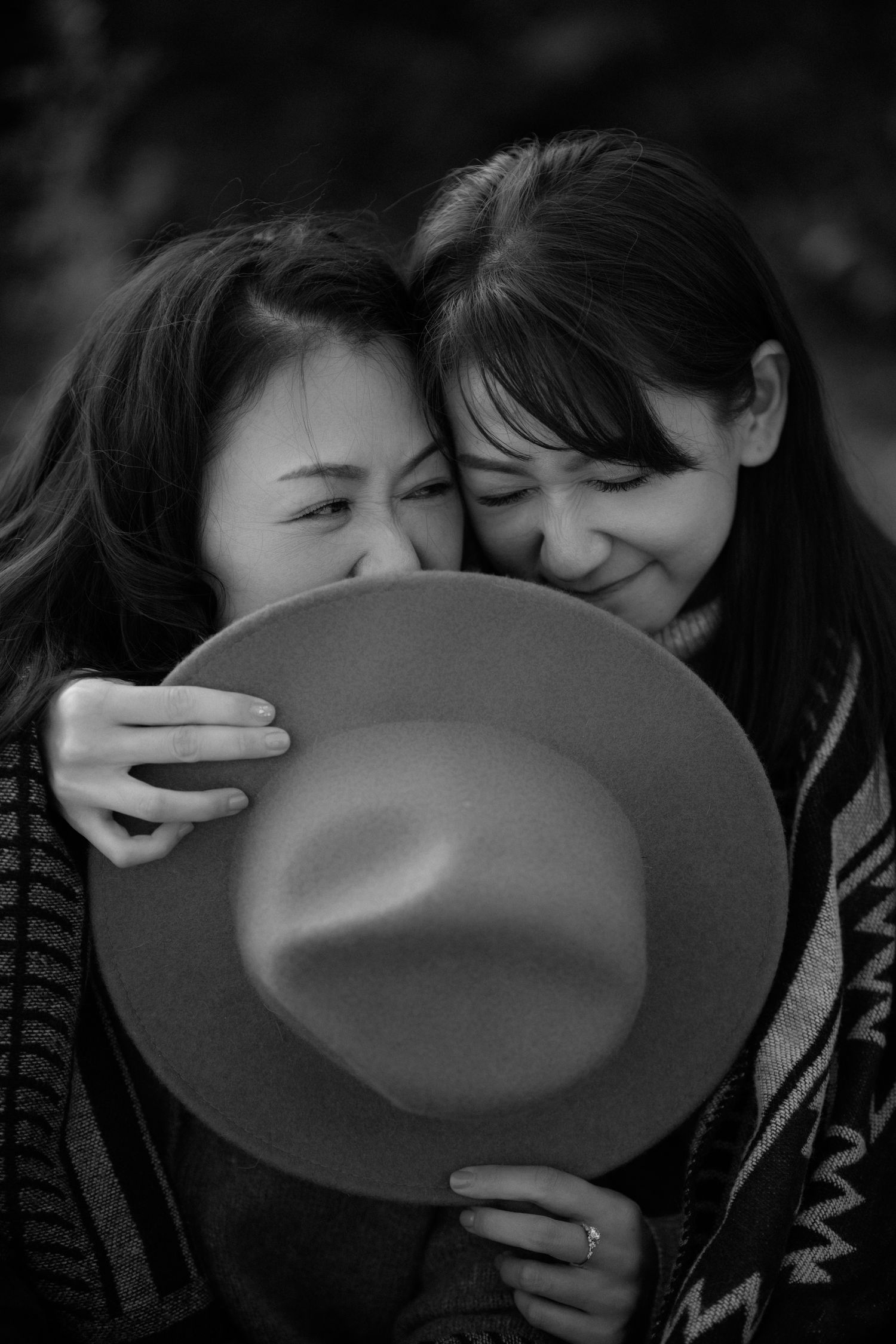 Portrait photography
feminine photography
woman photography
girl power
mother and daughter