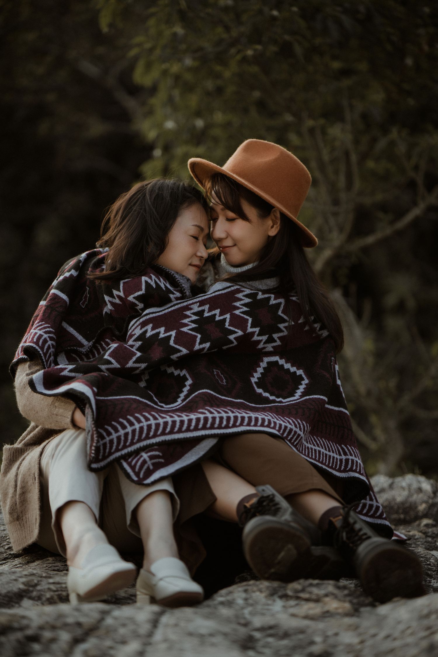 Portrait photography
feminine photography
woman photography
girl power
mother and daughter