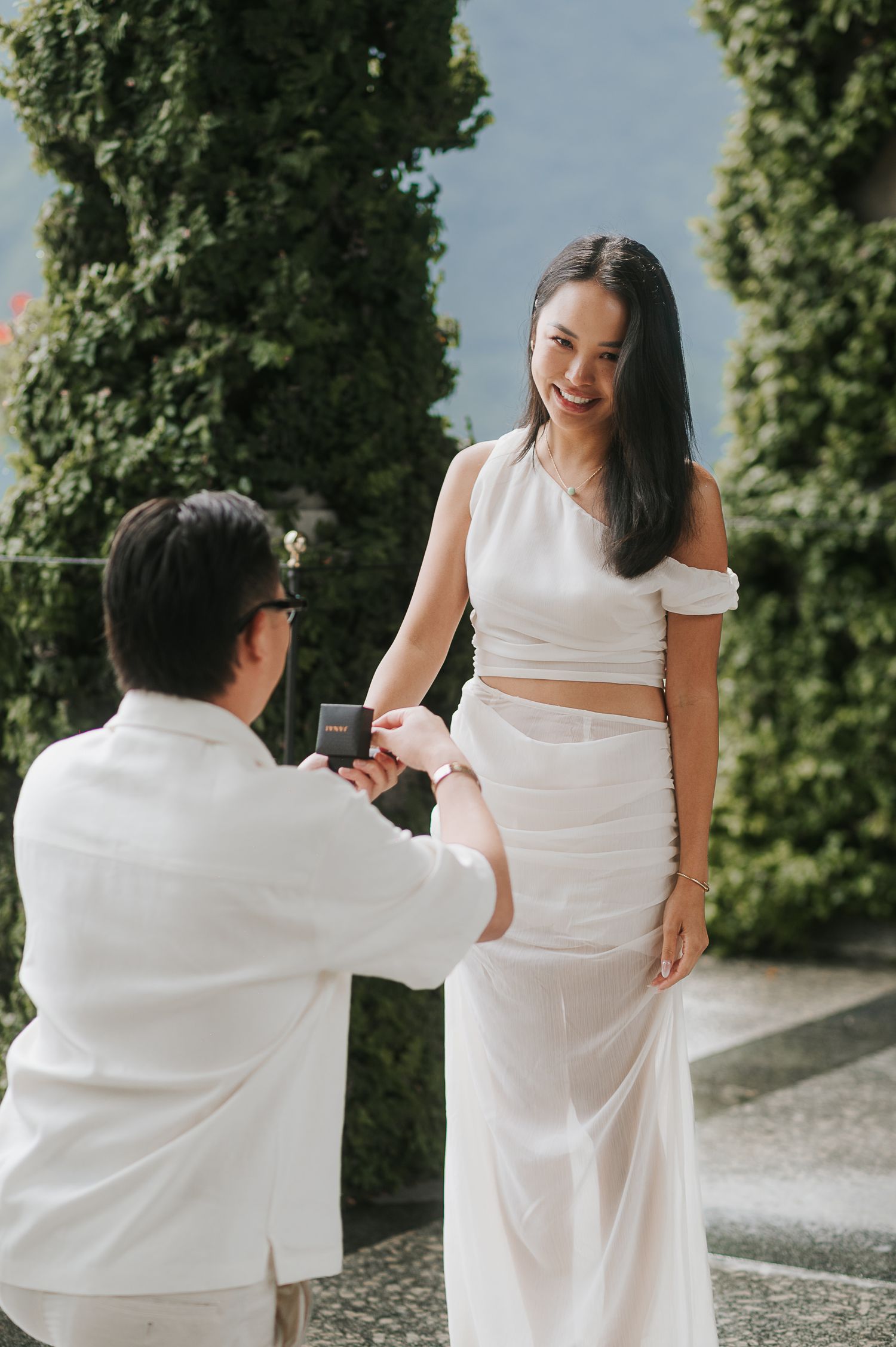 Marriage proposal on Lake Como captured during engagement
at Villa del Balbianello