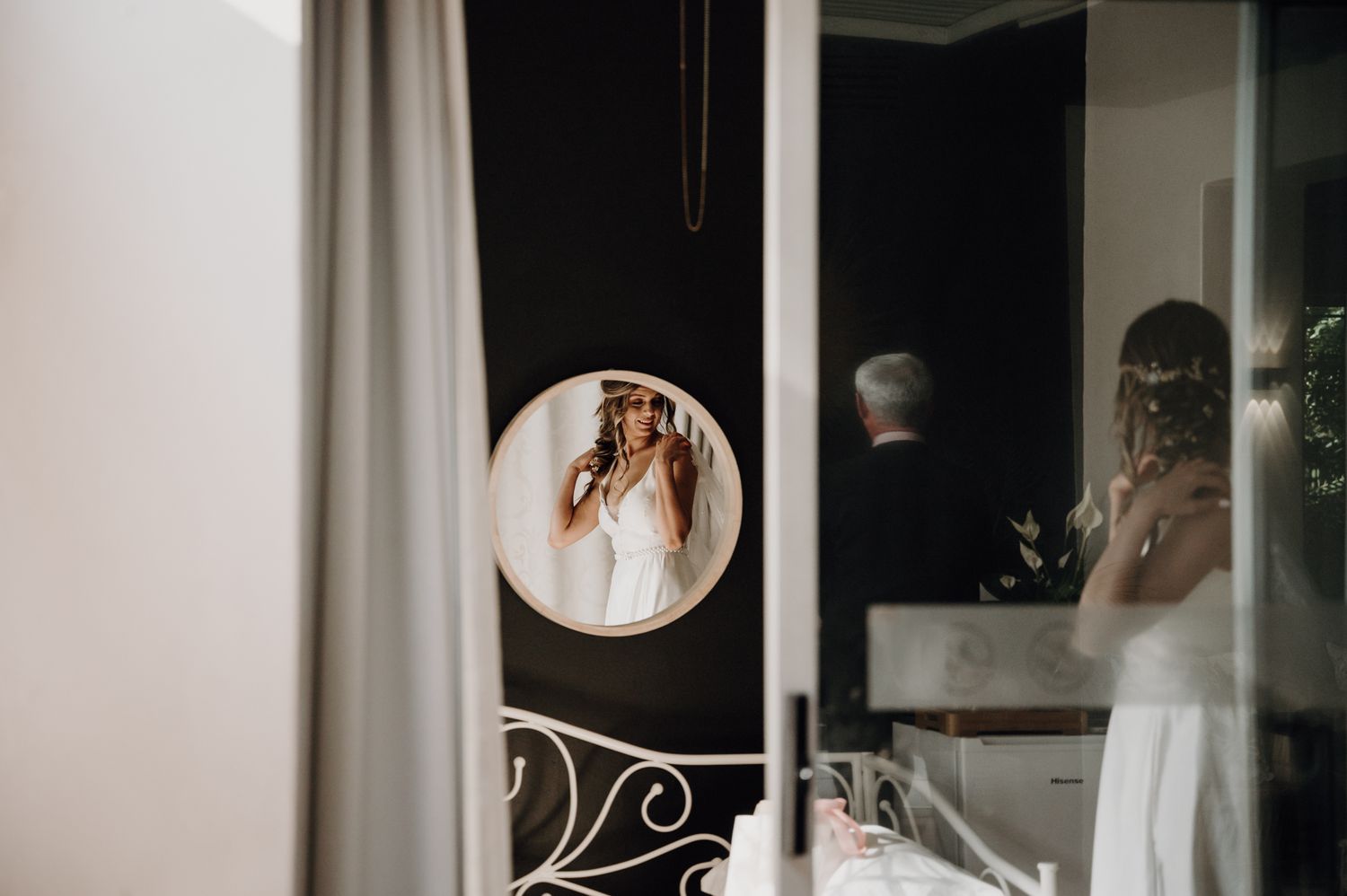 getting ready bridal portrait father and bride documentary Richard's Bay KwaZulu Natal South Africa Plain Blue Wedding Photo & Film