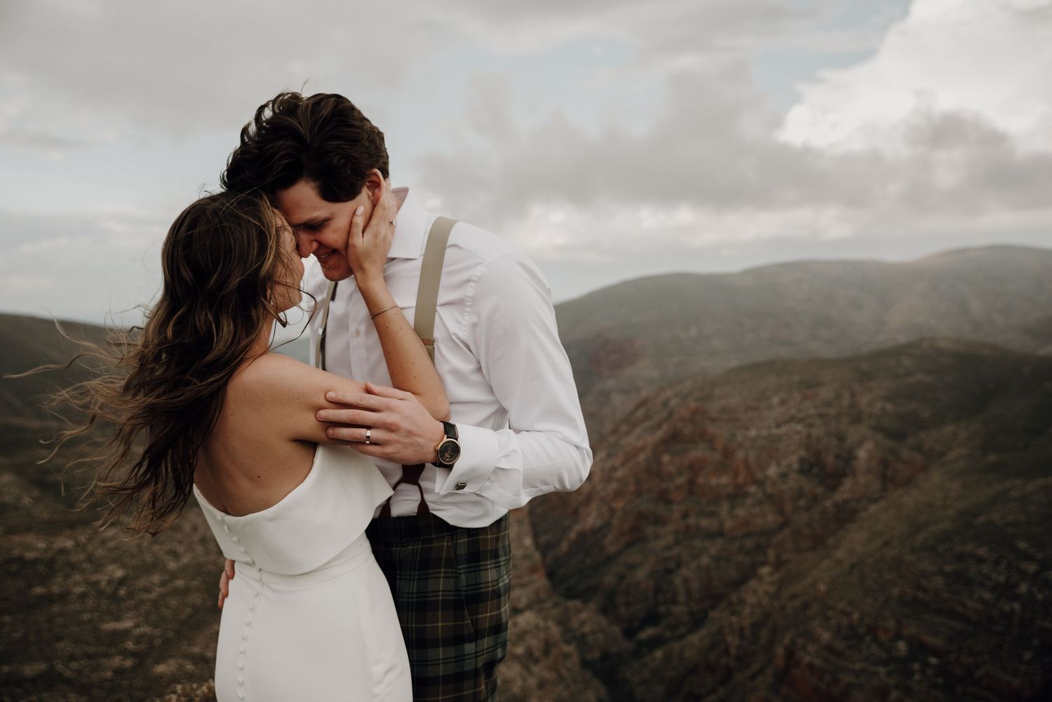 wedding couple detail Swartberg Pass Prince Albert South Africa Karoo Plain Blue Wedding Photo & Film