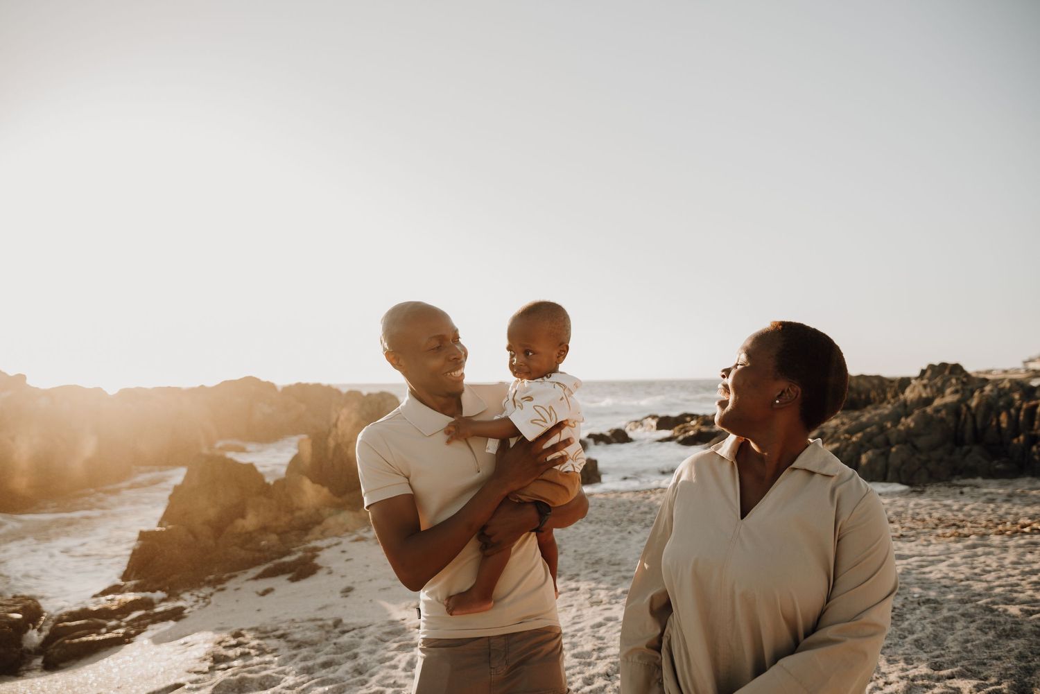 family africa cape town table mountain beach photographer international  golden hour baby