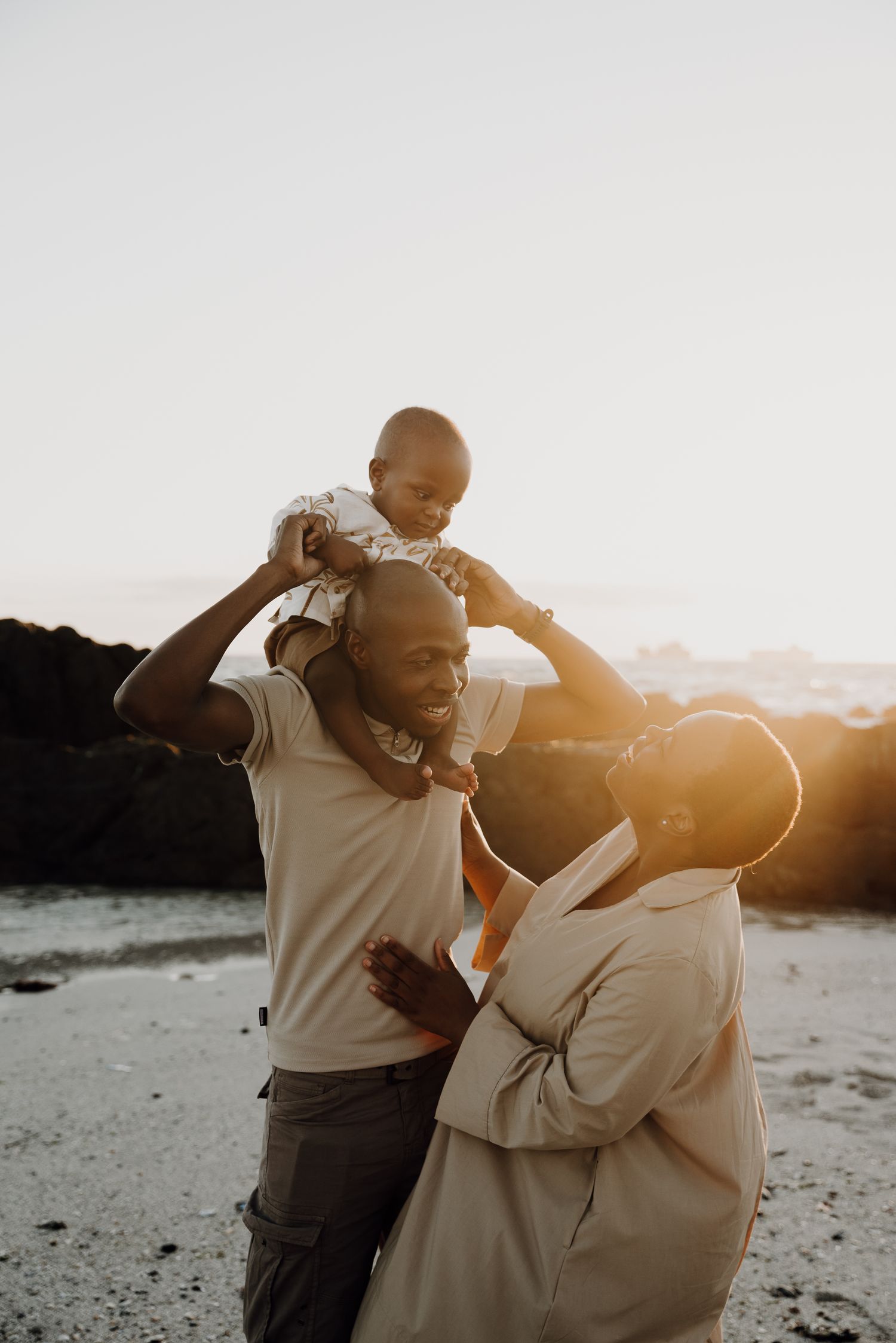 family africa cape town table mountain beach photographer international  golden hour baby